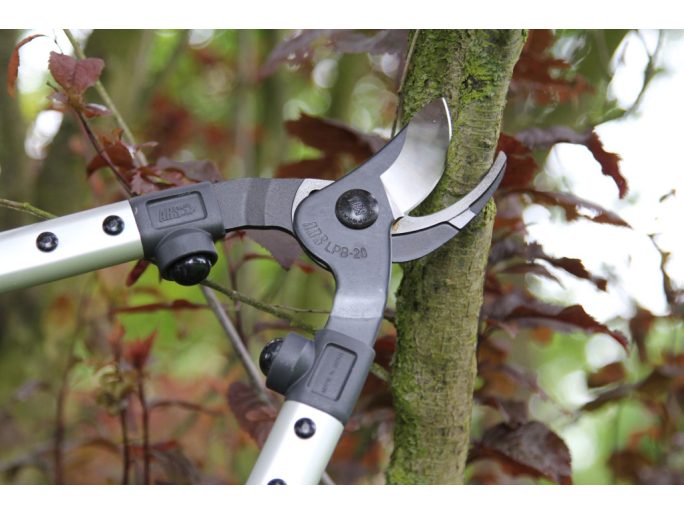 ARS LPB-20L lopper with fluorocarbon-coated blade